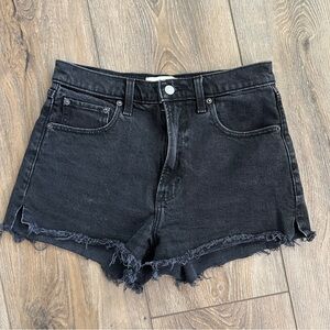 Abercrombie High Rise Mom Short Black Size 2 26”